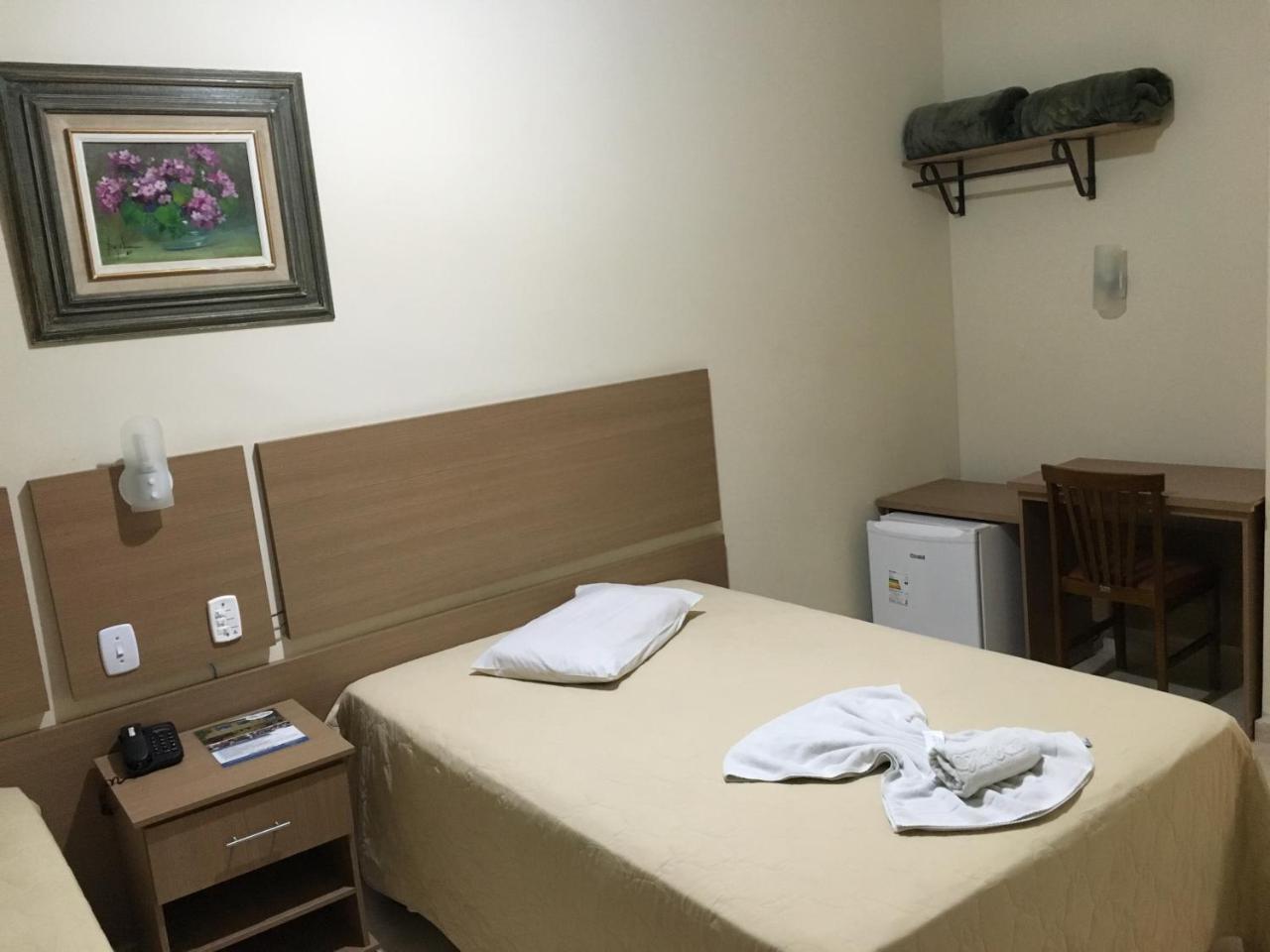 Hotel Vila Rica อัลเฟนัส ภายนอก รูปภาพ