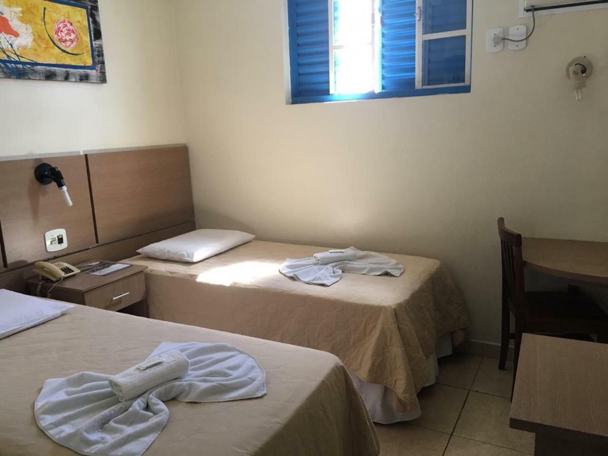 Hotel Vila Rica อัลเฟนัส ภายนอก รูปภาพ